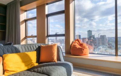 The Benefits of Replacing Your Old Windows and Doors Before Summer